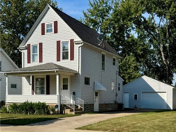 260 Harwood St, Elyria, OH 44035