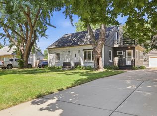 2258 W 105th St, Minneapolis, MN 55431