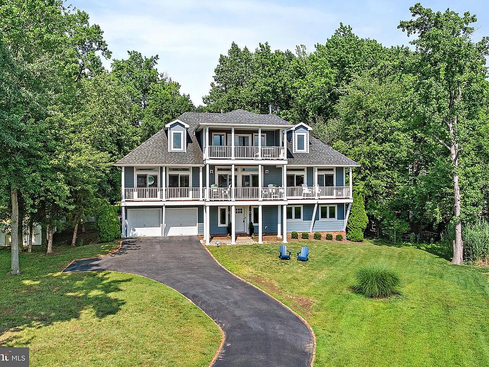 1st image of 621 Harbor Dr