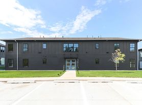 3919 N Pennsylvania Ave