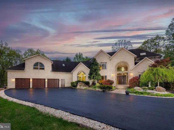 2 Yeoman Ct, Lavale, MD 21502