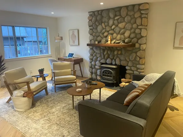 21881 Koontz Way, Topanga, CA 90290