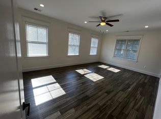 9100 Old Courthouse Rd, Vienna, VA 22182