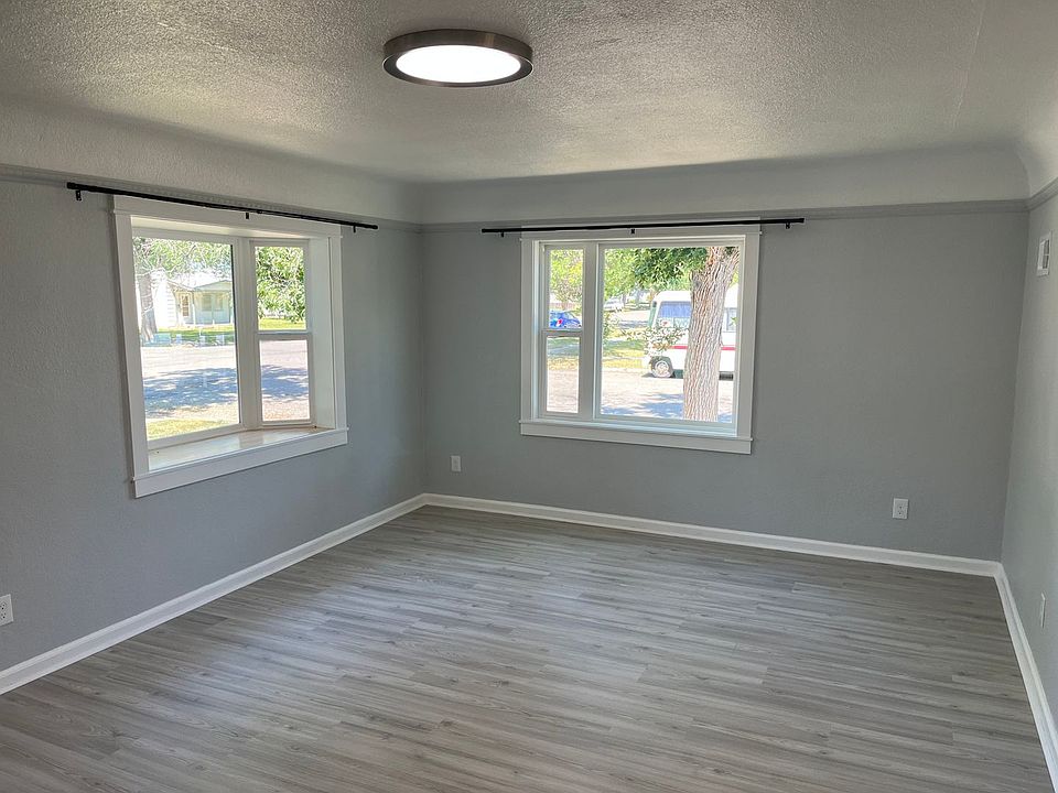 119 4th Ave 119 4th Ave Laurel MT Zillow