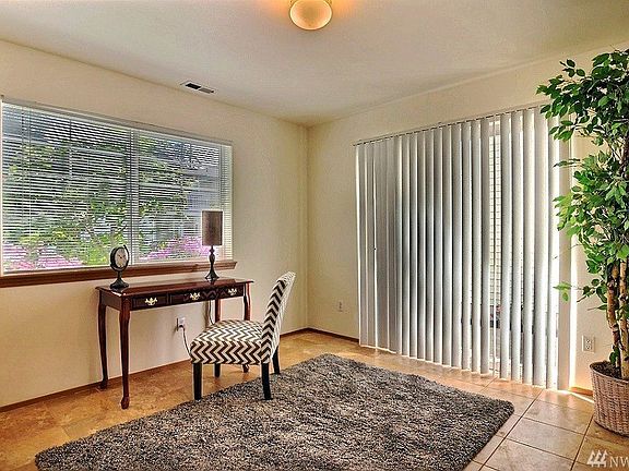 5th image of 11230 3rd Avenue Ct E