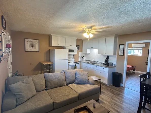 455 Moser Ave #23, Bullhead City, AZ 86429