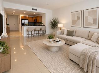 1060 Brickell Ave APT 1505, Miami, FL 33131