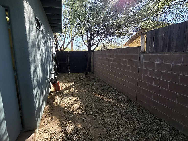 3331 E Bermuda St — Photo 42