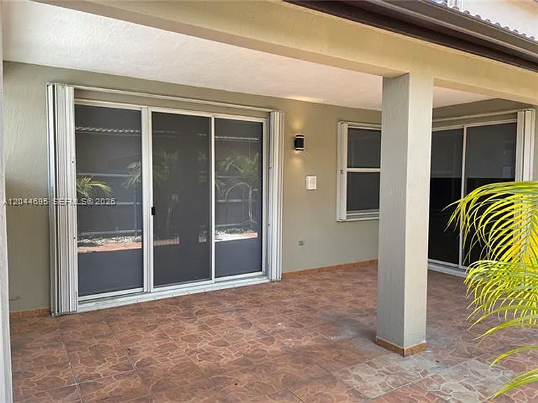 15431 SW 39th Ter #15431 — Photo 23