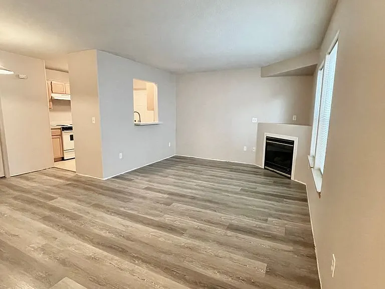 8516 NE Knott St — Photo 2