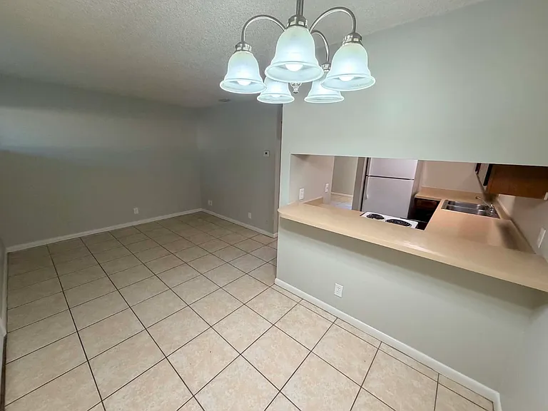 3858 NW Huntsboro St #102 — Photo 3
