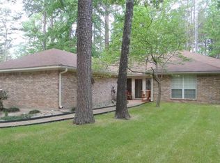 1899 Greenbriar Trl, Holly Lake Ranch, TX 75765