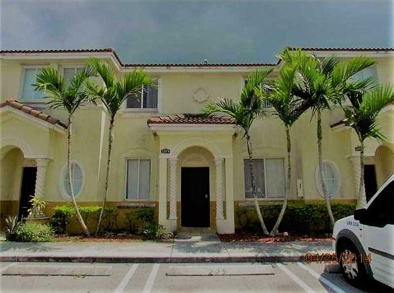 1st image of 2374 SE 12th St #205