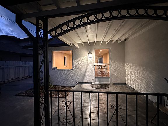 3rd image of 3575 Baldwin Park Blvd