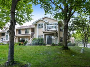 15 Wendover Ct, Bedminster, NJ 07921