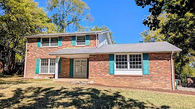 4 bed, 1902 sqft, $2,600 — Photo 1