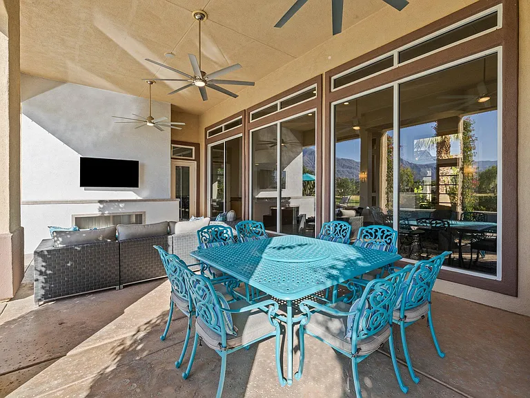 81045 Legends Way — Photo 44