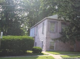 1118 Alby St, Alton, IL 62002