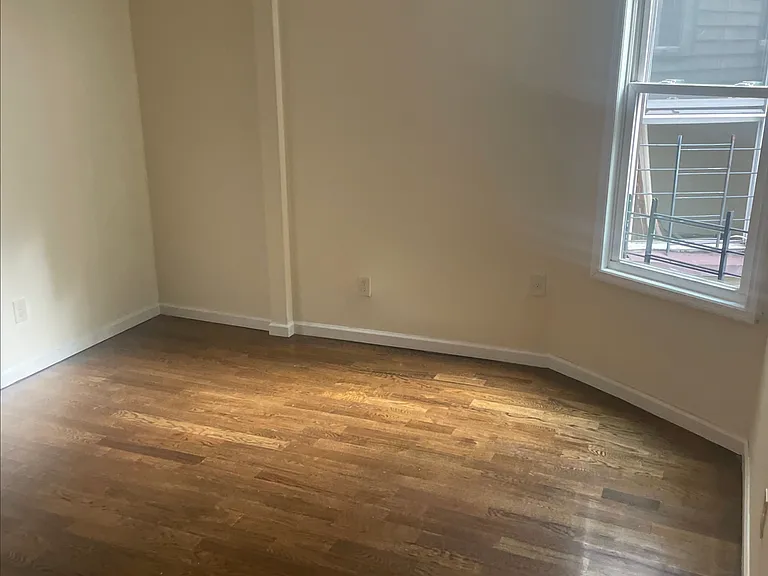 1245 College Ave #201 — Photo 6