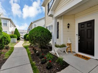 1442 Titchfield Dr, Chesapeake, VA 23320