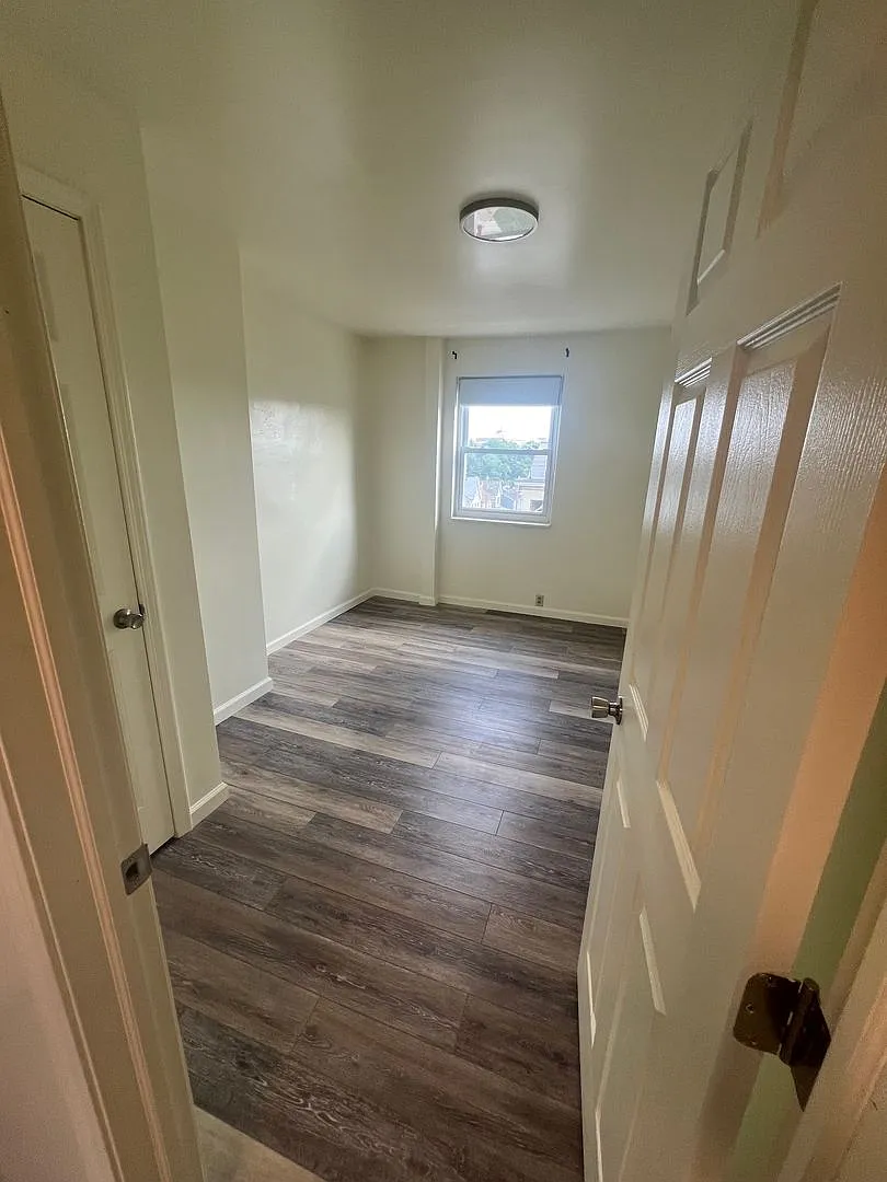 364 oakland ave — Photo 2