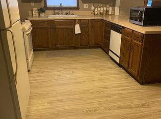 2158 Grand Ave, Albert Lea, MN 56007