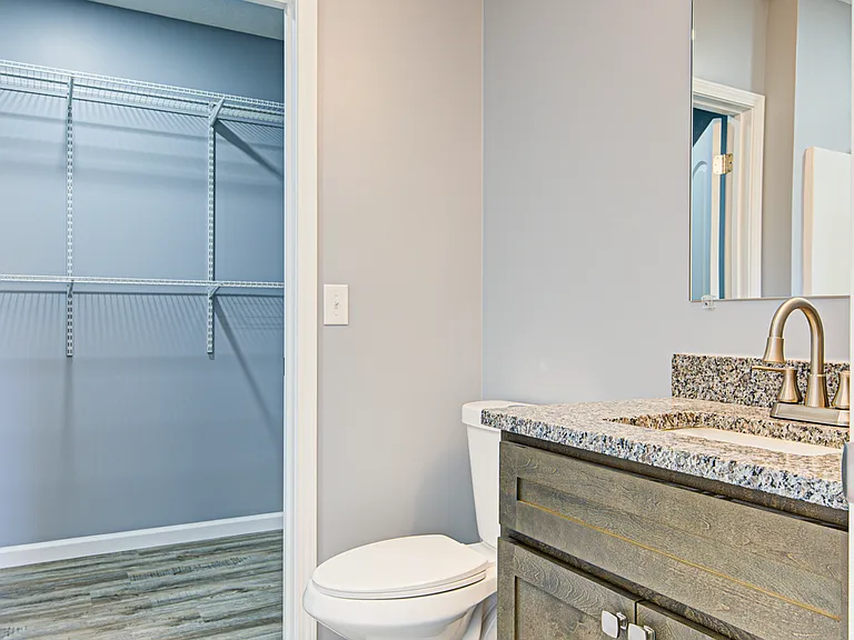 160 Shirley Blvd #B — Photo 6