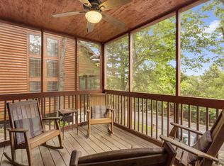 272 Oakridge Rd, Branson, MO 65616