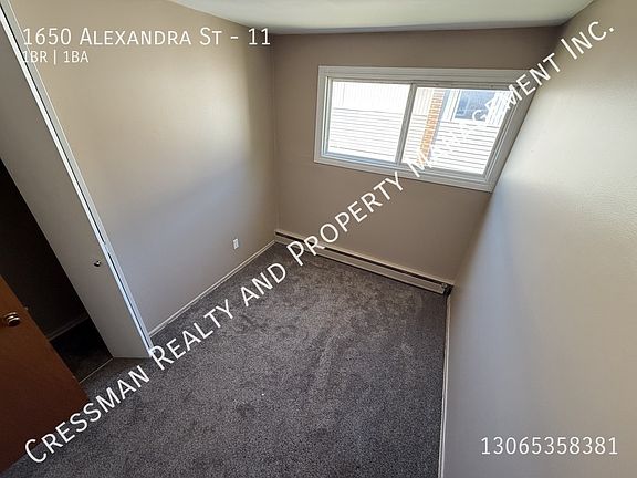 5th image of 1650 Alexandra St #11