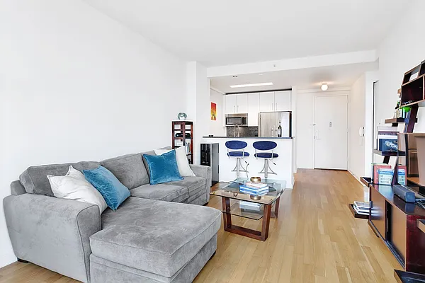 Rented by Cooper & Cooper Real Estate | media 3