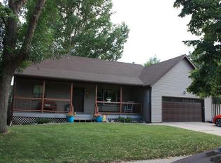 2640 Springfield St, Bismarck, ND 58503