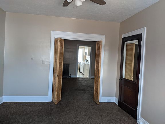 4th image of 1686 Wyandotte Ave #4