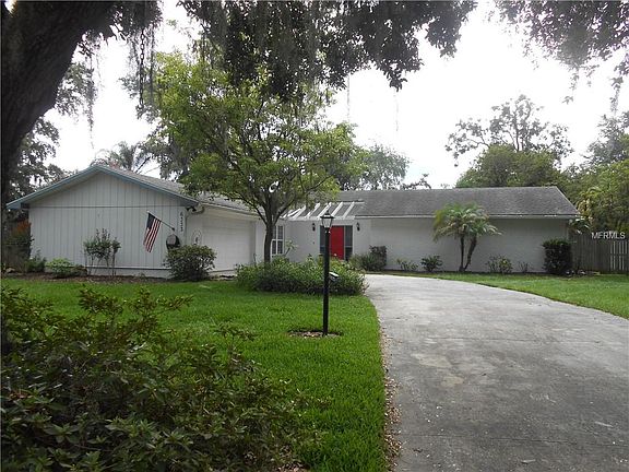 2nd image of 6332 Fern Ln