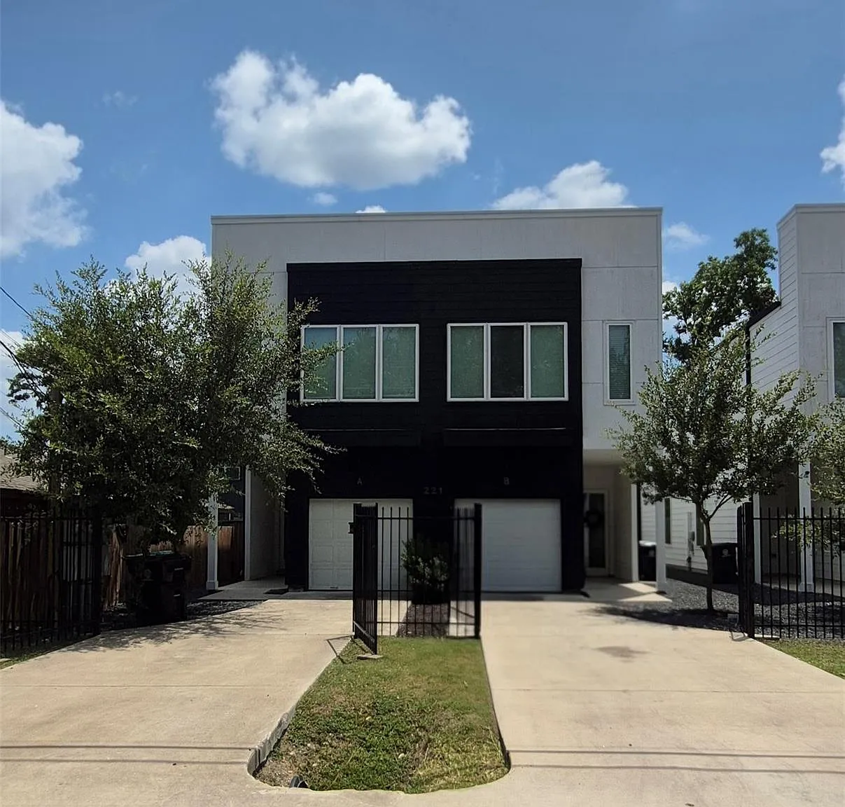 3 bed, 2.5 bath, 1480 sqft, $3,400 — Photo 1