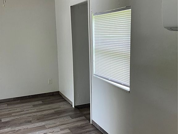 3rd image of 1712 Pacific Ave #1714
