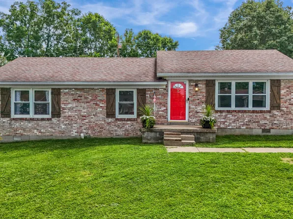 110 Briarwood Dr, Nicholasville, KY 40356