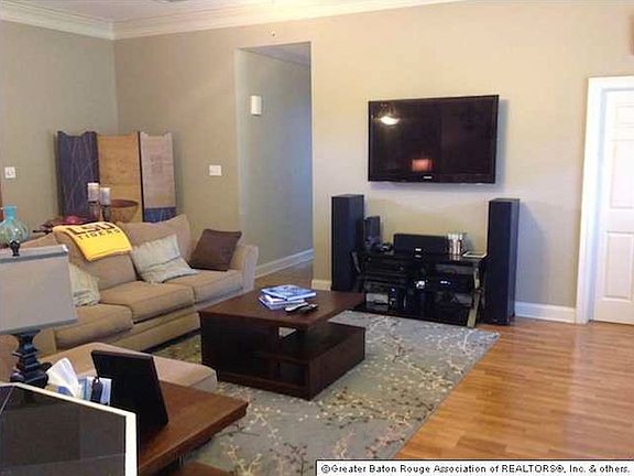 4th image of 18068 Wilkes Dr