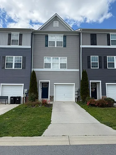 293 Magellan Dr Photo 1