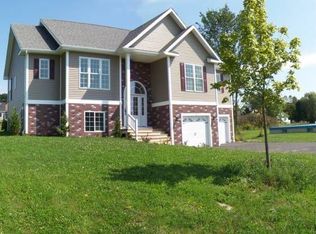 6 Old Academy St, Fairfax, VT 05454