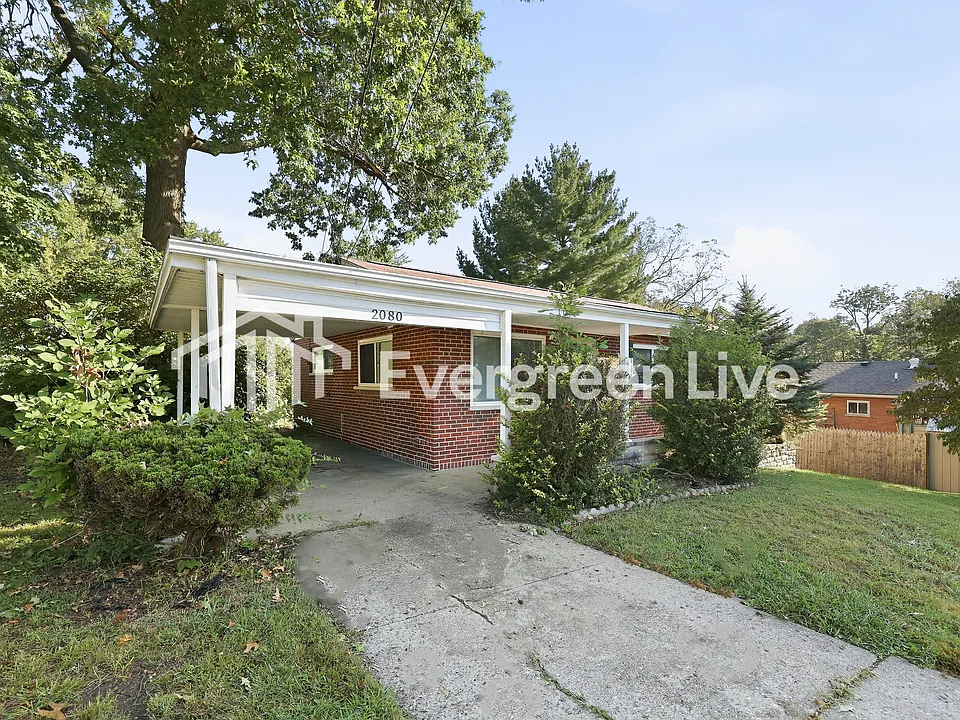 2080 Faycrest Dr