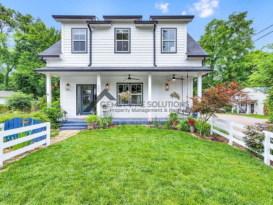 1st image of 704 W End Cir