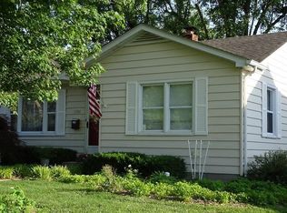 1704 E 6th St, Washington, MO 63090