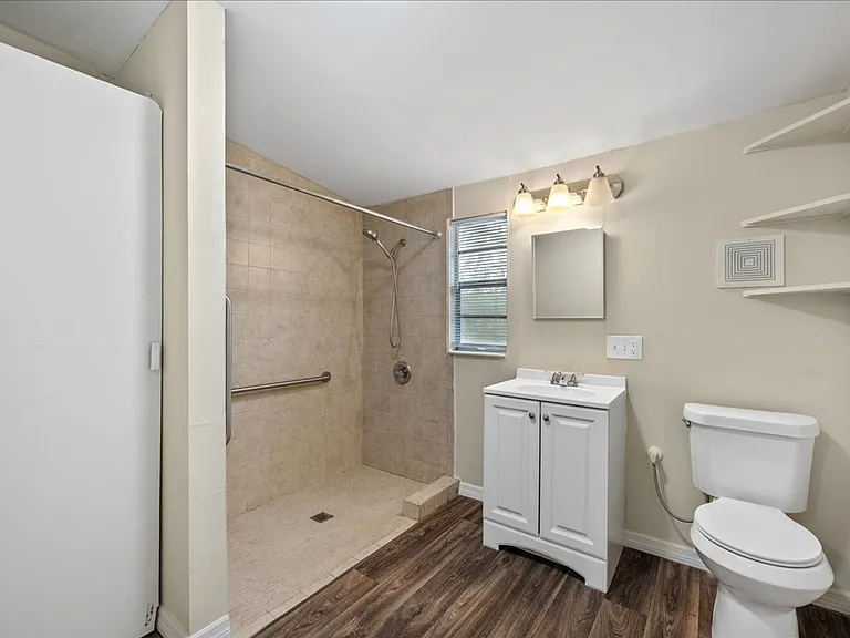 1683 Morningside Dr — Photo 25