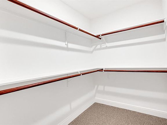 4th image of 5730 Old Lodge Dr
