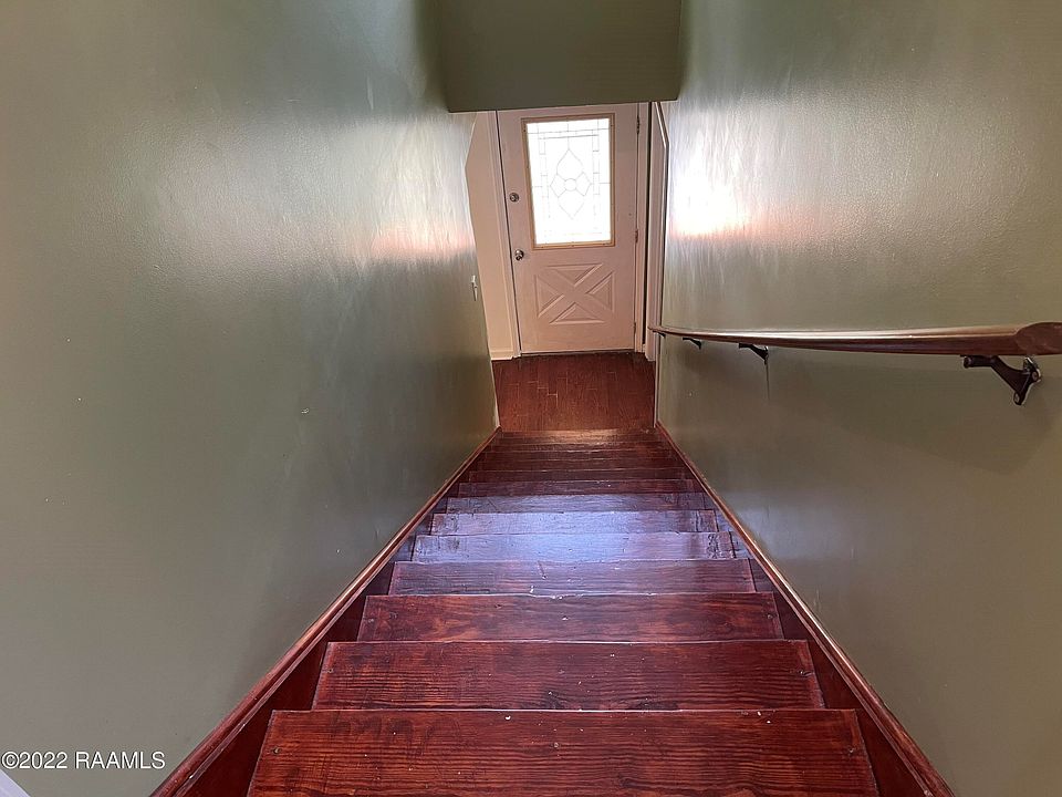 1st image of 1040 Pat St