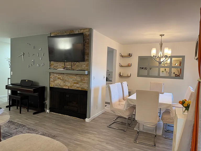 1730 Camden Ave #101 — Photo 17