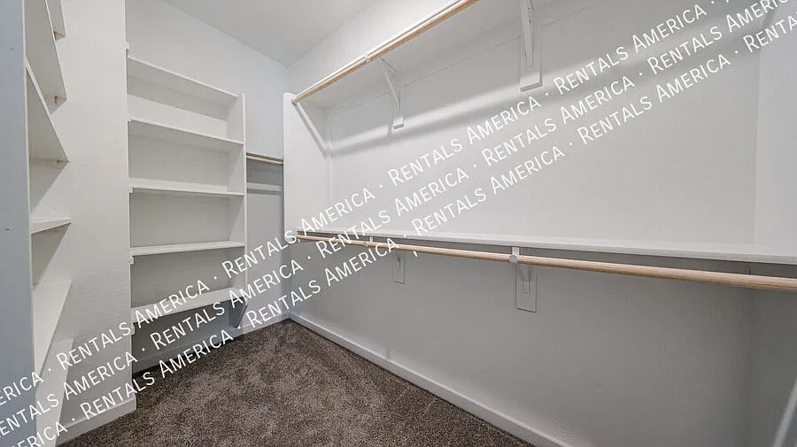 Beautiful 3-Bedroom Home in Verrado-Coming Soon! — Photo 3