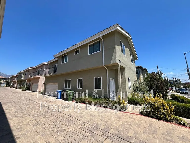 12680 Bradley Ave #9 — Photo 2