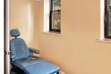 Sold by Thomas Lipovetsky, LREB