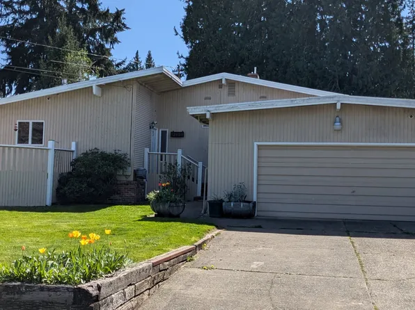 12859 NE 84th St, Kirkland, WA 98033